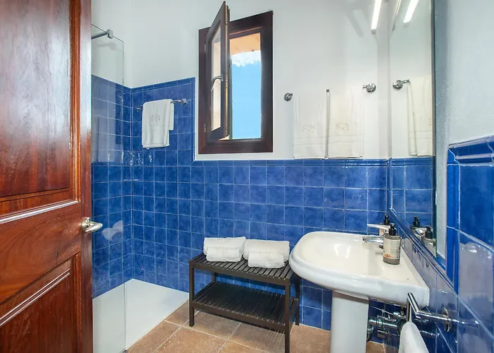 Villa Owl Siquier - Luxury Retreat With Mountain Views