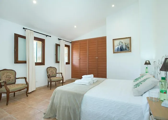 Villa Owl Siquier - Luxury Retreat With Mountain Views